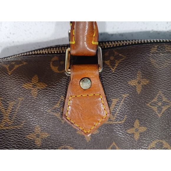 Authentic Louis Vuitton Monogram Speedy A0140 - Picture 6 of 13